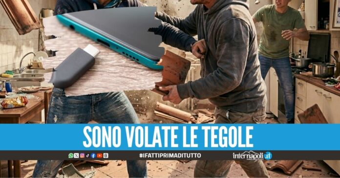 Lite per il caricabatterie a Casoria, 3 fratelli arrestati in casa