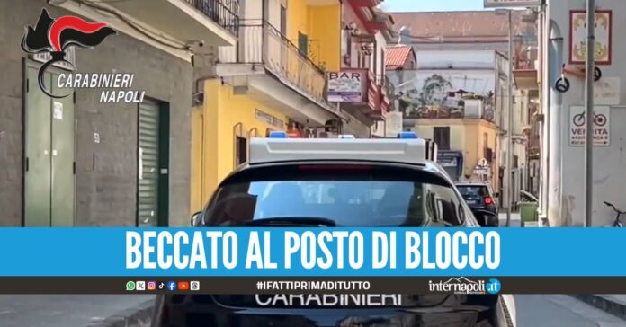 Spacciava a bordo della Fiat Panda, pusher beccato a Giugliano