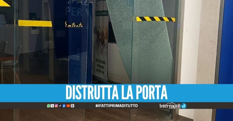 Assalto a Pomigliano, banditi tentano di rubare i soldi da Banca Intesa