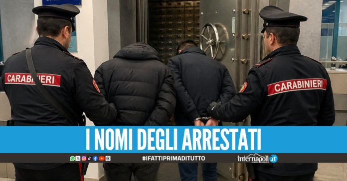 Rapina in banca sventata a Frattamaggiore, banditi arrestati davanti alla cassaforte