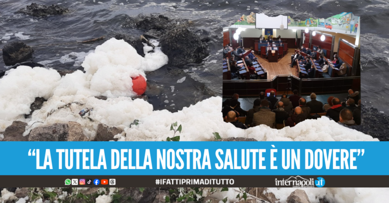 Schiuma a Lago Patria 12 consiglieri chiedono un Consiglio comunale urgente