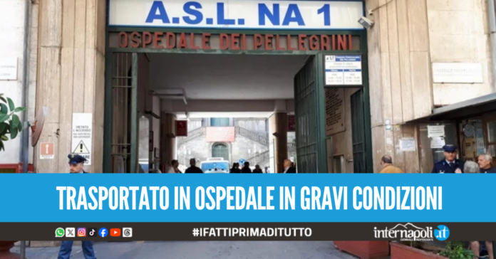 Paura in piazza Municipio, giovane accoltellato davanti al McDonald's durante la lite