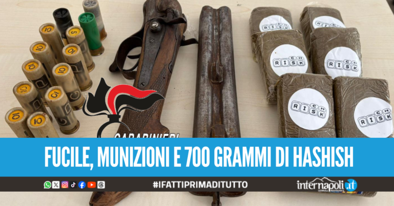 Barricato in casa a Licola con droga e fucile a canne mozze, arrestato dopo il blitz