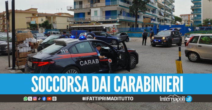 Paura a Marano, donna cade sul balcone mentre stende i panni