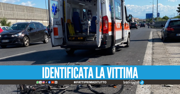 Ciclista investito e ucciso a Giugliano, identificata la vittima: è un 31enne