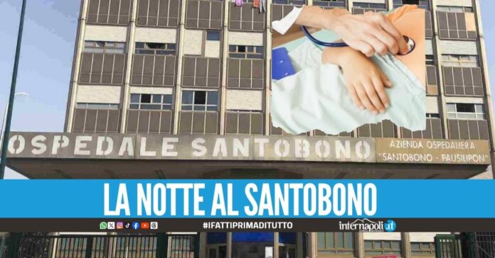 Accoltellato dal papà alla Sanità, le condizioni del 12enne ricoverato