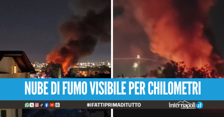 Serata di fuoco a Scampia, grosso incendio nell'area del campo rom