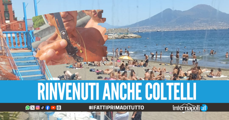Caos sulle spiagge di Napoli, bruciata tenda al clochard e bagnante picchiato con la pala