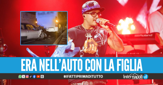 Dramma dopo il concerto di Geolier, bus pieno di spettatori centrato dall'auto: morto papà 40enne