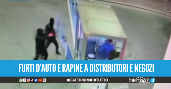 Decine di rapine a mano armata tra Napoli e Salerno, arrestati due minorenni