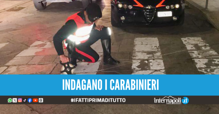 Spari nella notte ai Quartieri Spagnoli, trovati 6 bossoli sull’asfalto
