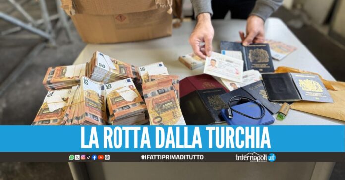 Oltre un milione di euro e documenti falsi sequestrati nel porto di Trieste