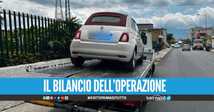 Controlli della Polizia Metropolitana di Napoli, ritrovate auto rubate e officine sequestrate