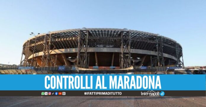 Si presenta al concerto di Geolier armato di coltello, denunciato un 26enne
