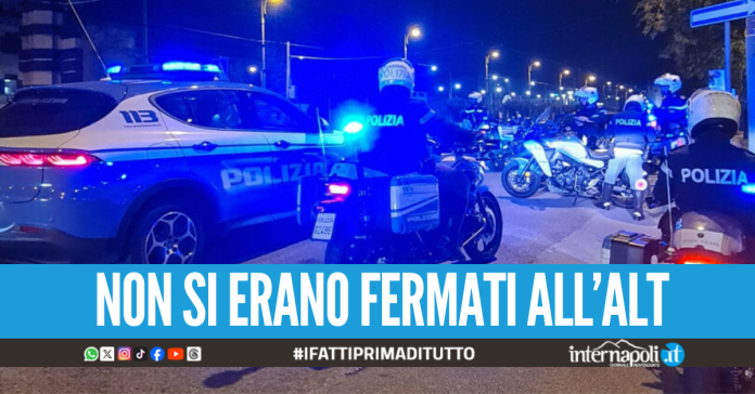 Inseguimento ad alta tensione in centro a Napoli, scooter si schianta contro la volante