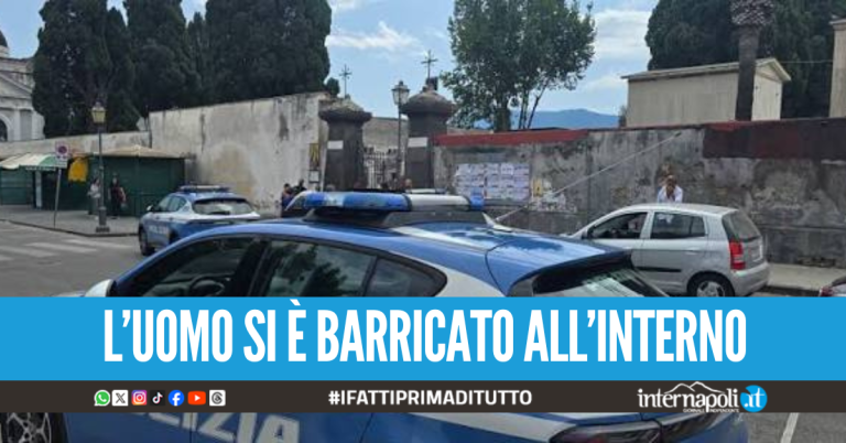 Spari nel cimitero di Torre Annunziata, donna colpita dall'ex marito