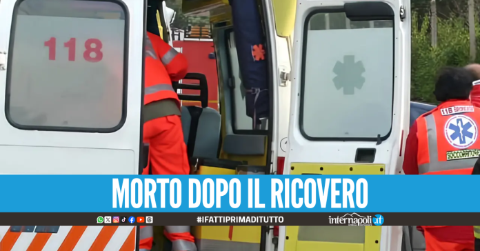 Colto da malore mentre è in auto con la moglie, morto dopo l'incidente a Napoli