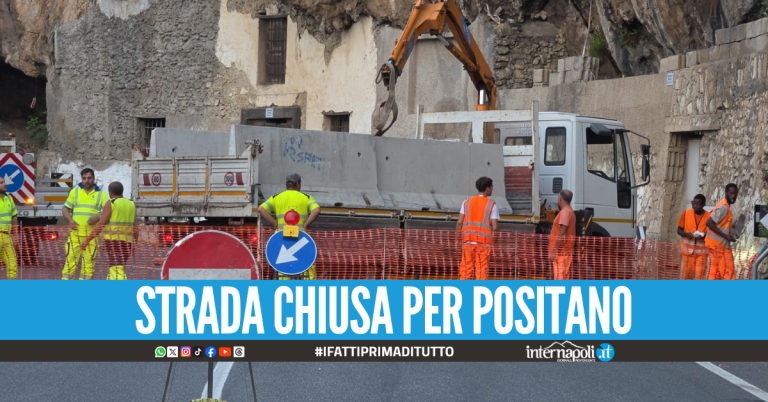 Cadono massi sulla strada, chiusa l'Amalfitana all'altezza di Vico Equense