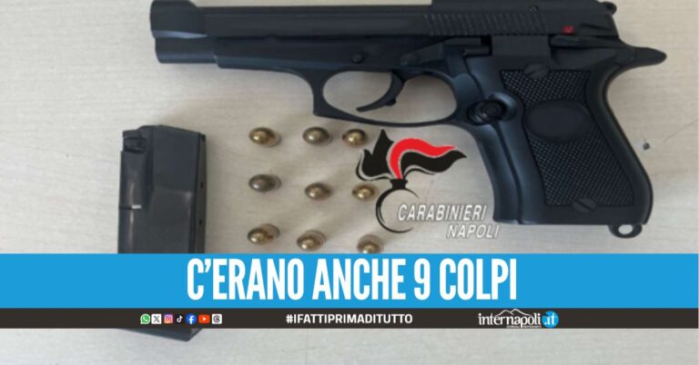 Blitz in casa a Frattamaggiore, beccato con la pistola rubata