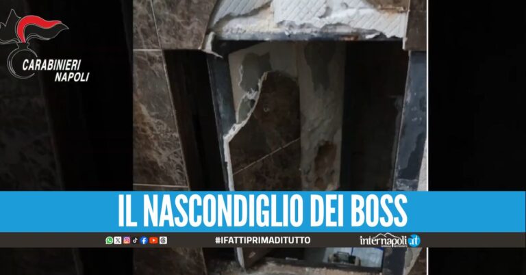 Blitz nell'ex bunker dei latitanti del clan Gionta, scovate armi e droga