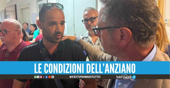 Anziano pestato a Grumo Nevano, il deputato Borrelli parla con il figlio della vittima