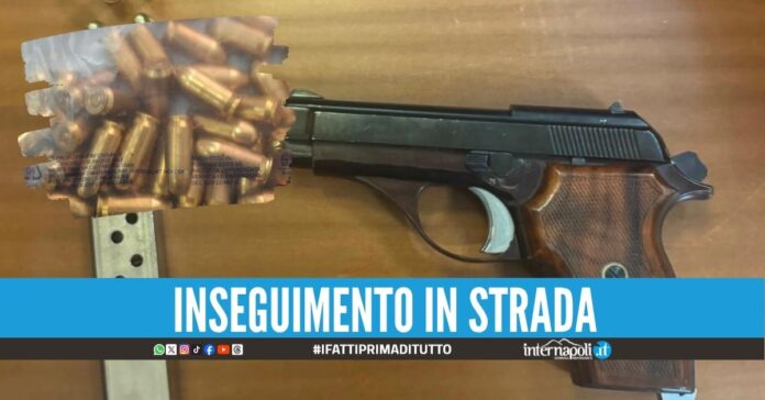 Pistola e proiettili scovati a Napoli: raffica di controlli nei quartieri