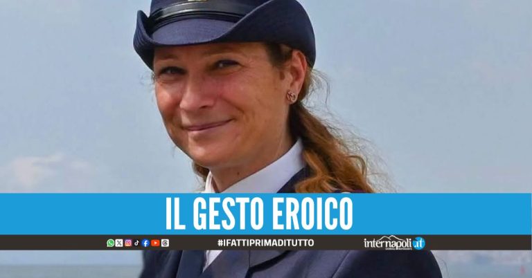 Rischiano di morire in mare, ragazzi salvati dalla poliziotta di Napoli