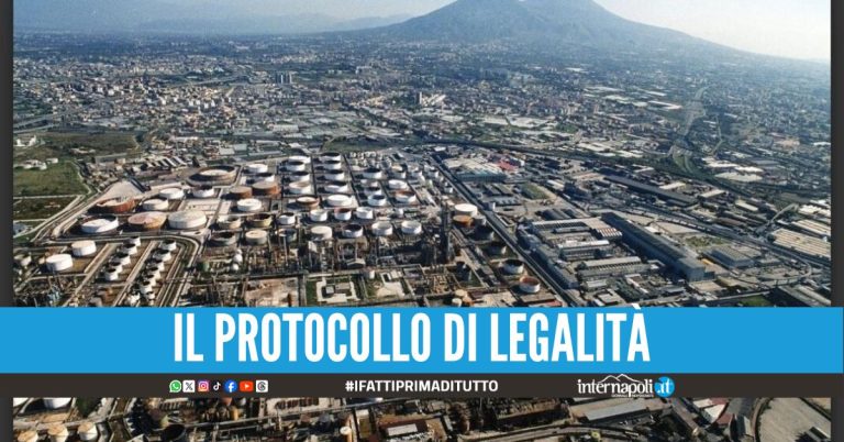 Bonifica a Napoli Est, firmato l'accordo anti-clan tra il Prefetto e Q8