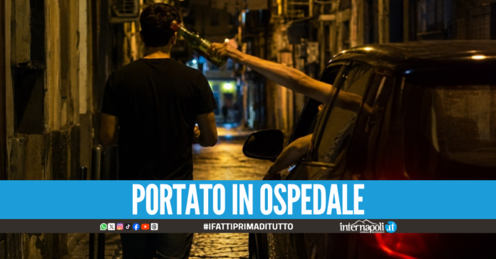 Choc a Napoli, giovani turista ferito a bottigliate durante una rapina