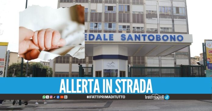 Mamma abbandona il neonato in strada, scatta il ricovero all'ospedale Santobono