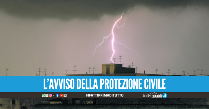 Addio caldo estremo, scatta l'allerta meteo a Napoli: 