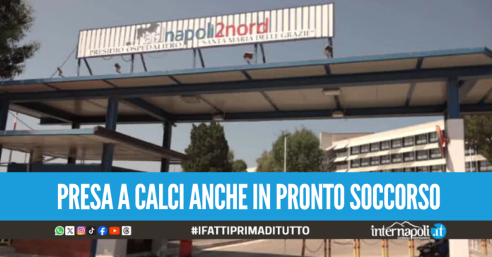 Picchia la fidanzata e la trascina per tutto l'hotel a Varcaturo, poi si ritrovano in ospedale