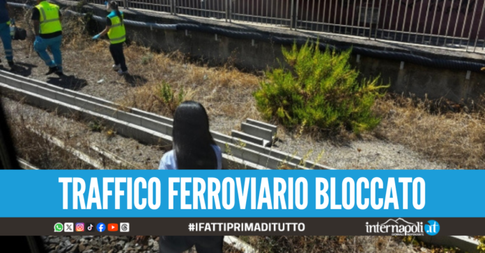 Dramma a Portici, uomo travolto e ucciso dal treno in transito