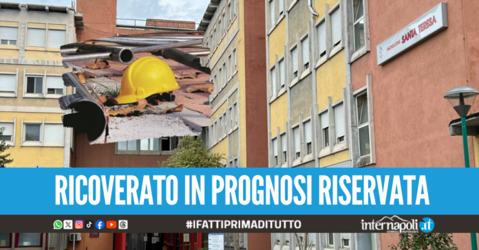 Cade dall'impalcatura al sesto piano e finisce sul ponteggio, grave operaio 57enne
