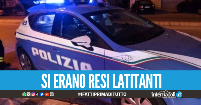 Sorpresi a frugare nell'auto in sosta, malviventi si schiantano contro la volante mentre fuggono
