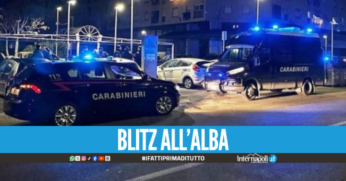 Blitz all'alba contro il clan Petrone-Puccinelli, 31 misure cautelari