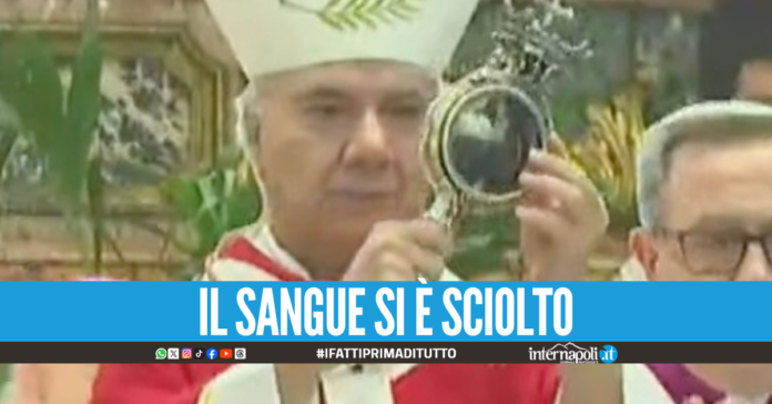 Si ripete il miracolo di San Gennaro, il sangue si è sciolto alle 10.04