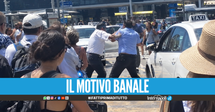 Lite tra tassisti a Capodichino, uno di loro finisce in ospedale: turisti in fuga