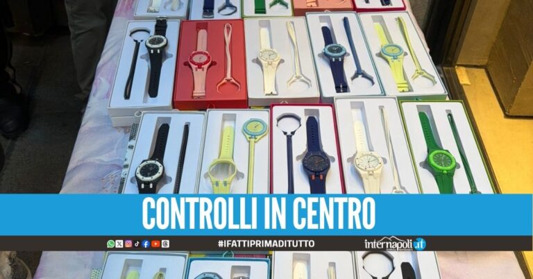 Orologi falsi venduti in via Toledo, scatta il sequestro