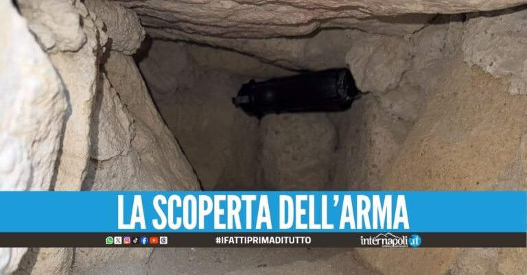 Pistola scovata a Miano, era nascosta in un buco del muro