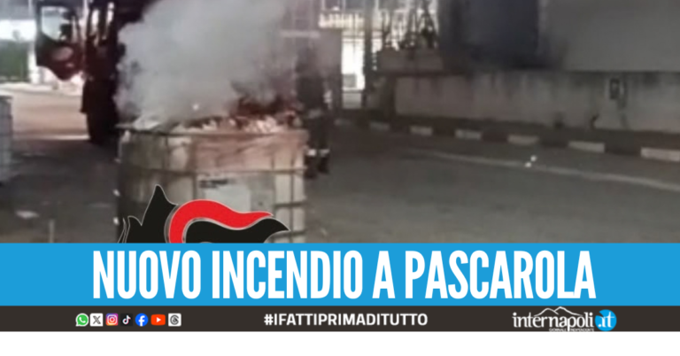 Nuovo incendio a Caivano, in fiamme materiale plastico: il sindaco chiude parchi e cimitero
