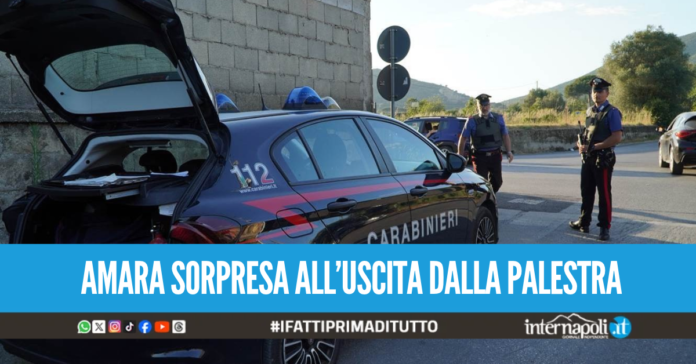 Ruba auto dal parcheggio della palestra a Cesa, ritrovata ad Arzano dopo poche ore