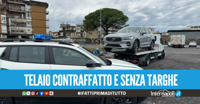 In giro tra Volla e Ponticelli con Volvo da 60mila euro, l'auto era stata rubata in Svezia