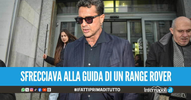Non si ferma all'alt e fugge, Fabrizio Corona inseguito e denunciato: era senza patente