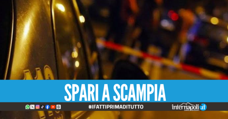 Spari a Scampia, si barrica in casa e tenta di appiccare fuoco all’appartamento