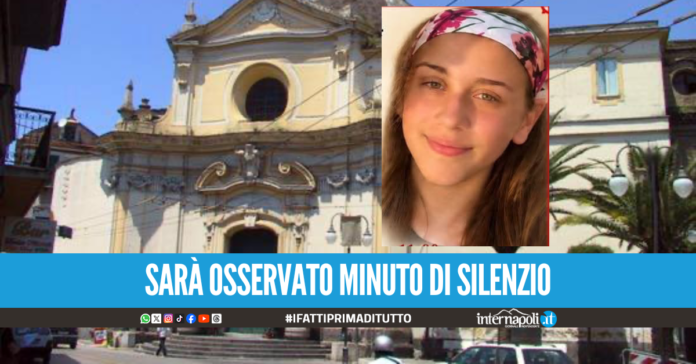 Melito si ferma per Anna, domenica i funerali della 13enne: proclamato lutto cittadino