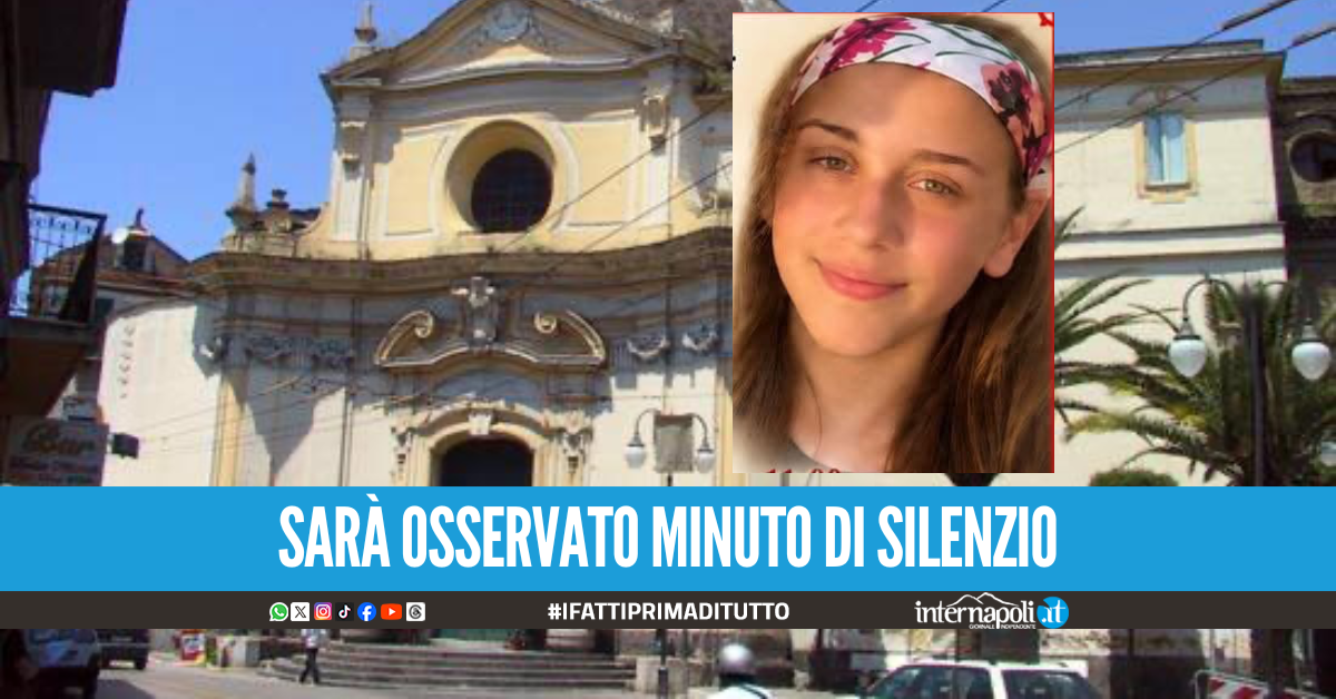Melito si ferma per Anna, oggi i funerali della 13enne: proclamato lutto cittadino