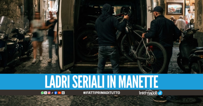 Caricano le bici elettriche sul furgone e scappano, 5 arresti nel Napoletano