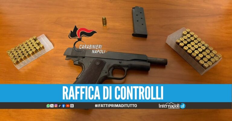 Pistola sequestrata a Napoli, l'arma era nascosta nell'ascensore