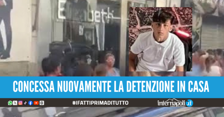 Con la pistola ai domiciliari, scarcerato figlio del tiktoker “Giù al palazzo Store”